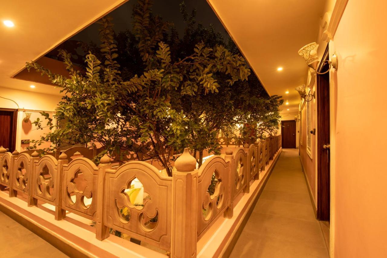 Amritara Suryauday Haveli Hotel Varanasi Exterior foto