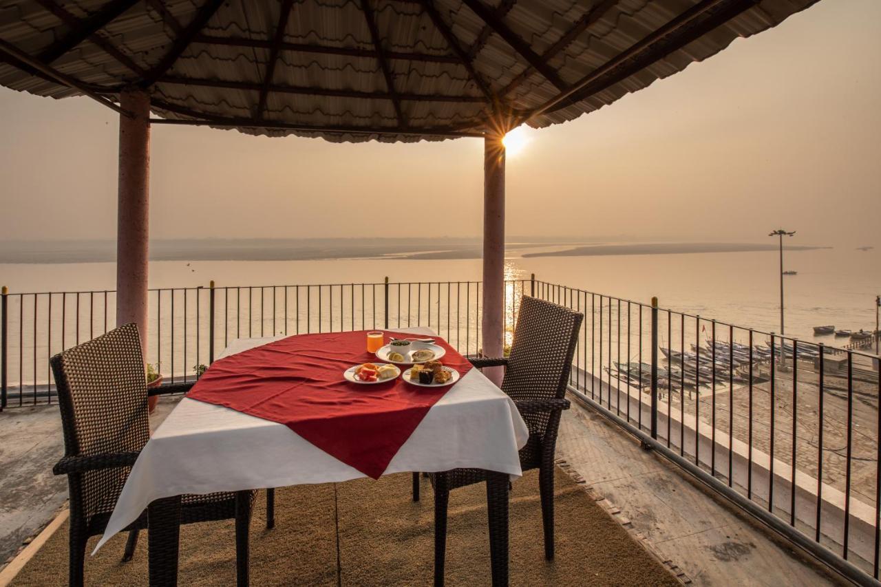 Amritara Suryauday Haveli Hotel Varanasi Exterior foto