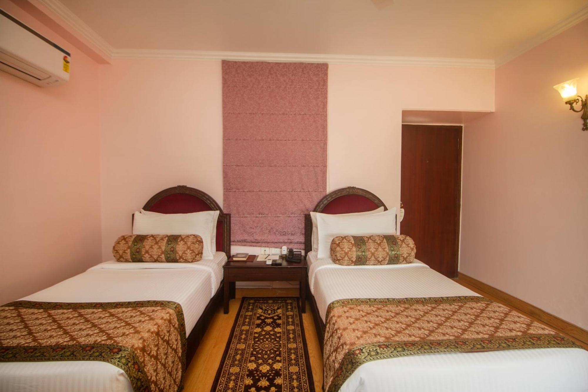 Amritara Suryauday Haveli Hotel Varanasi Exterior foto