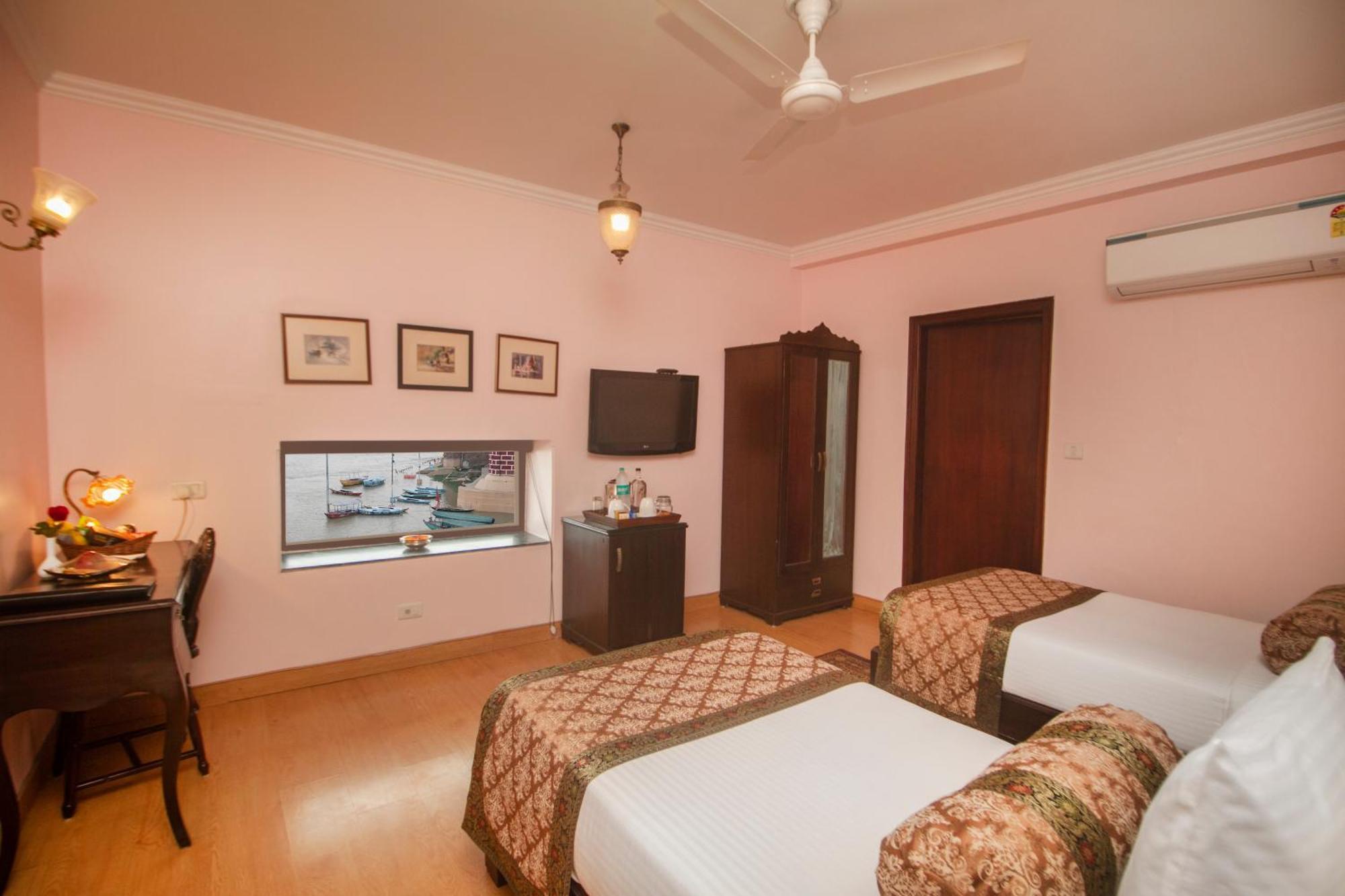 Amritara Suryauday Haveli Hotel Varanasi Exterior foto