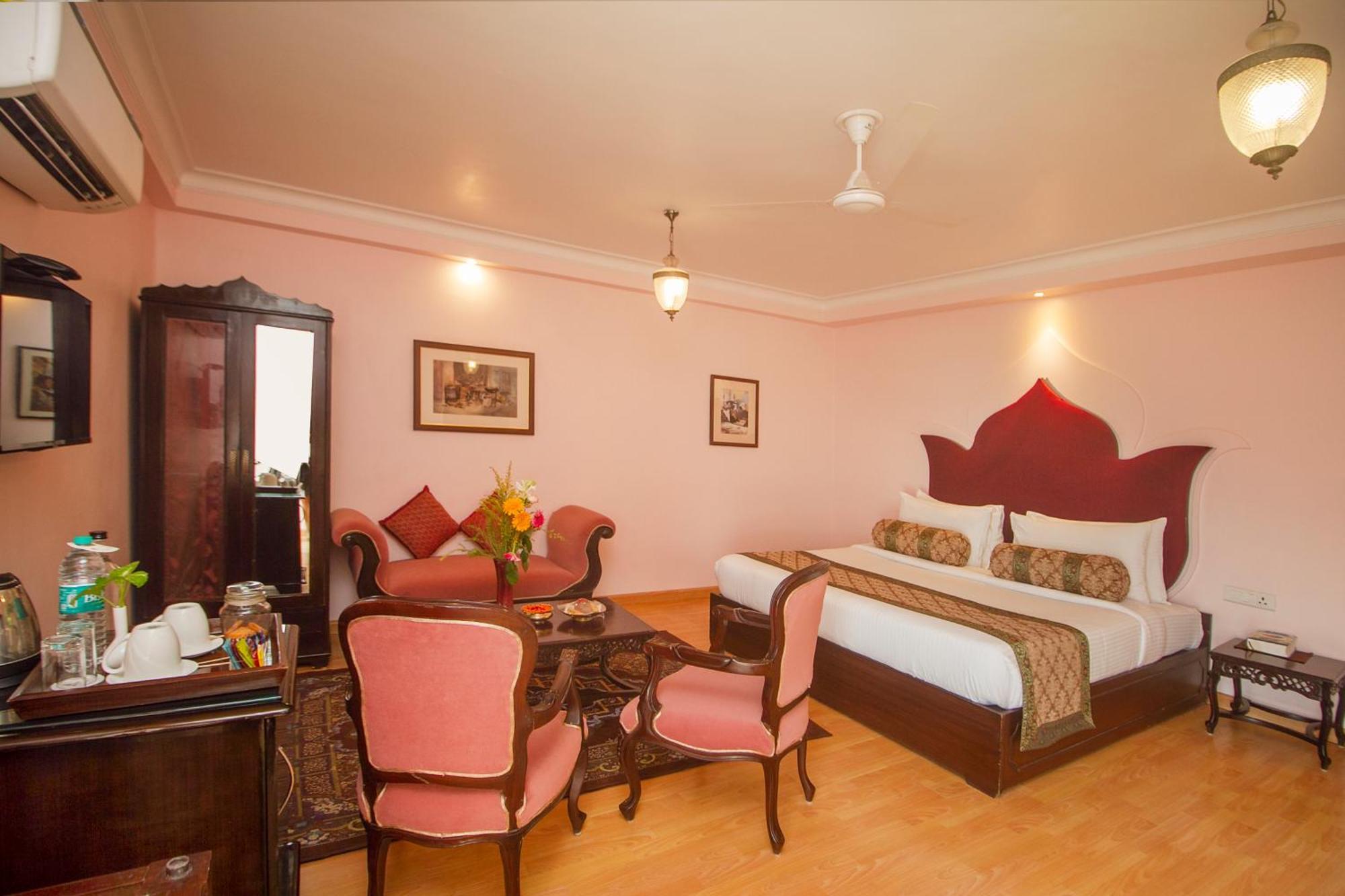 Amritara Suryauday Haveli Hotel Varanasi Exterior foto