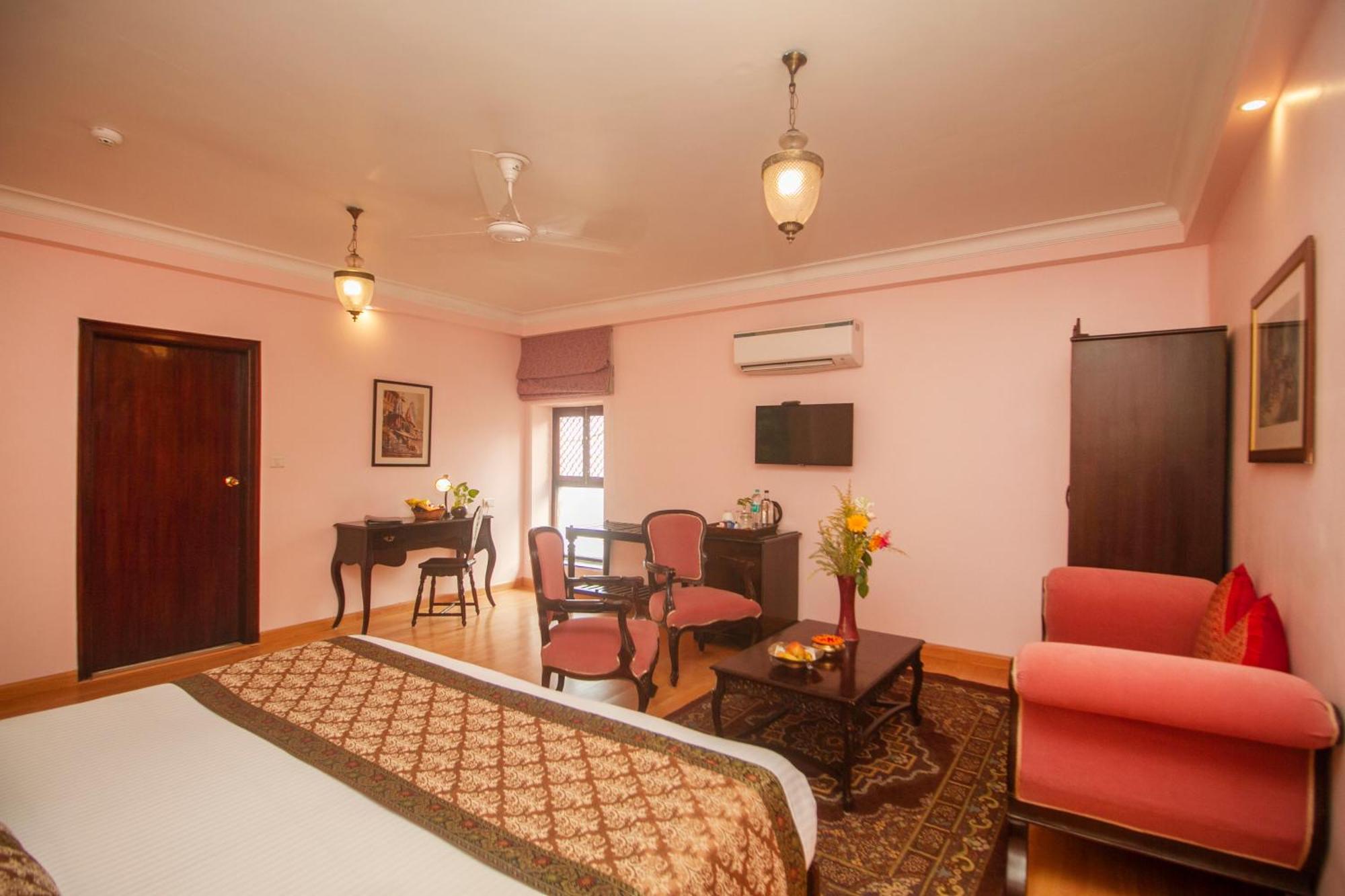 Amritara Suryauday Haveli Hotel Varanasi Exterior foto
