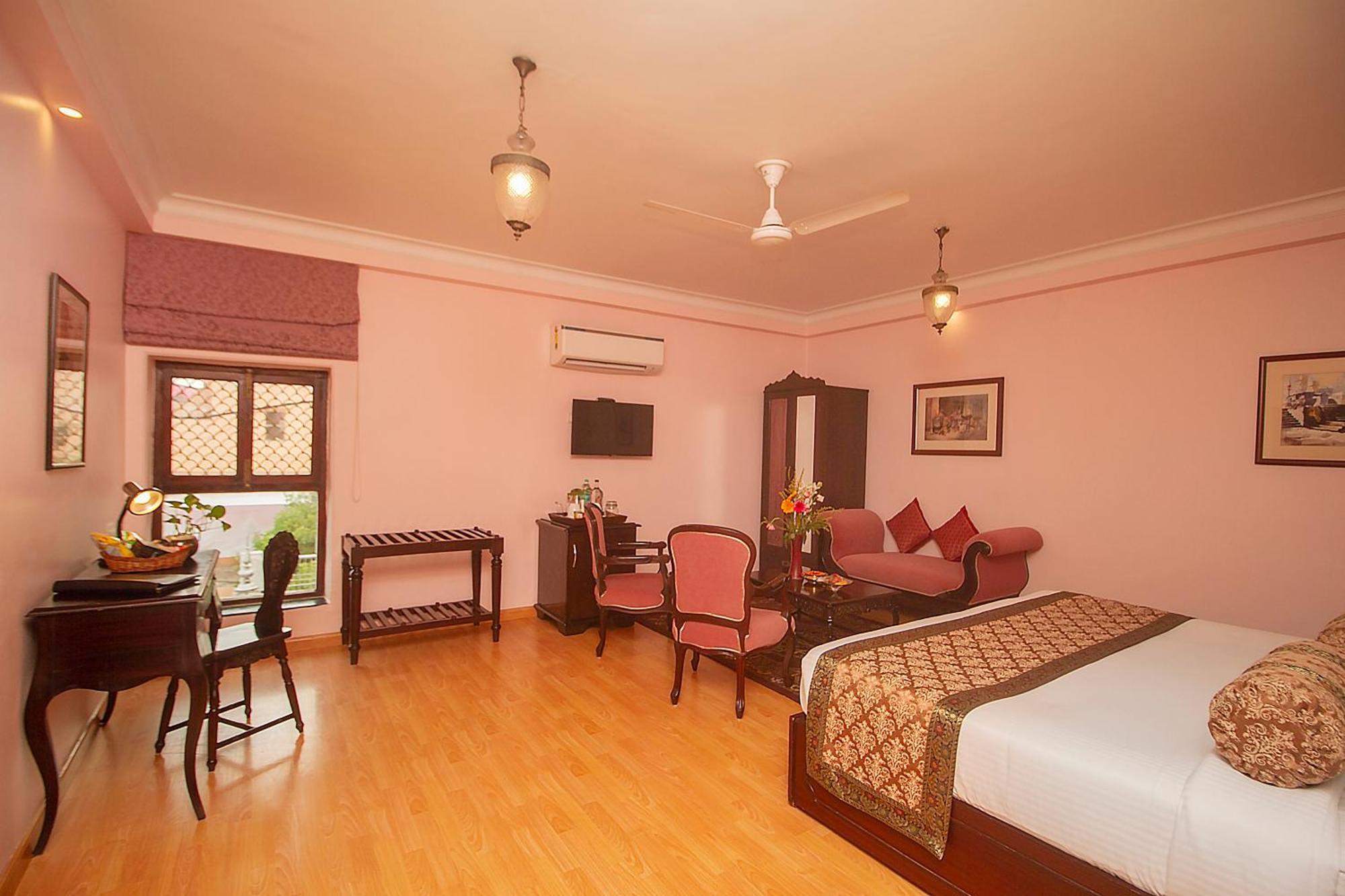 Amritara Suryauday Haveli Hotel Varanasi Exterior foto