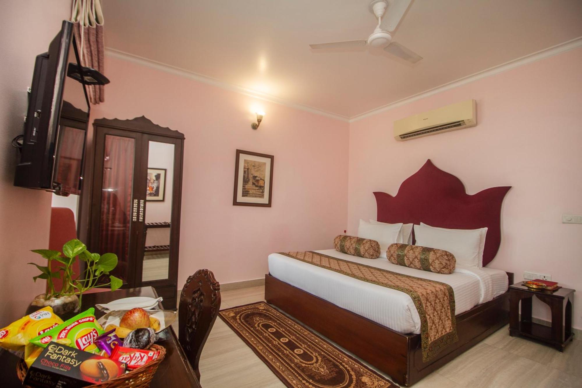 Amritara Suryauday Haveli Hotel Varanasi Exterior foto