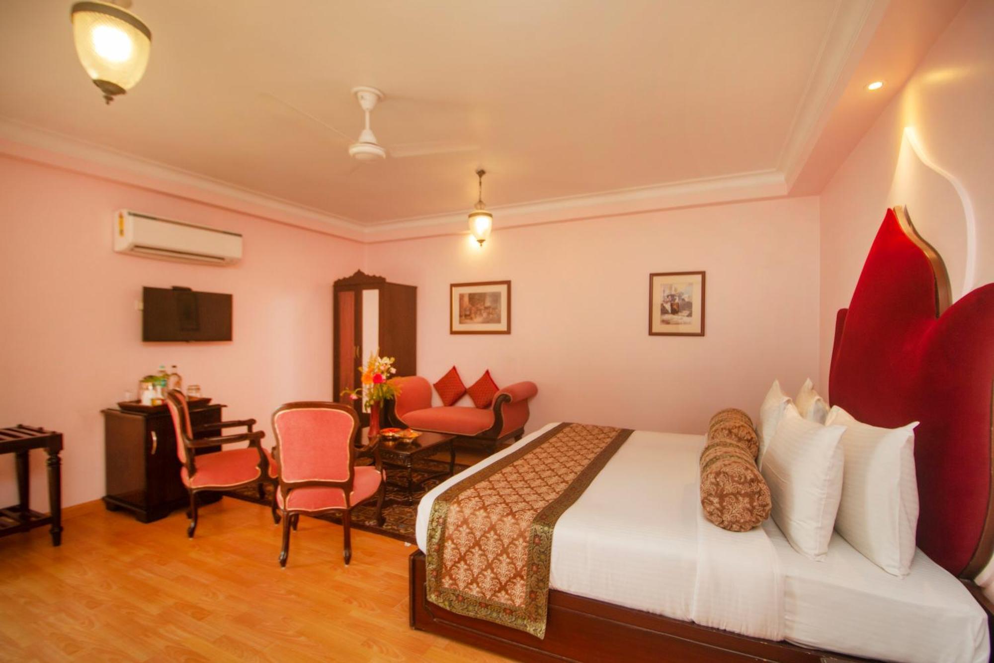 Amritara Suryauday Haveli Hotel Varanasi Exterior foto