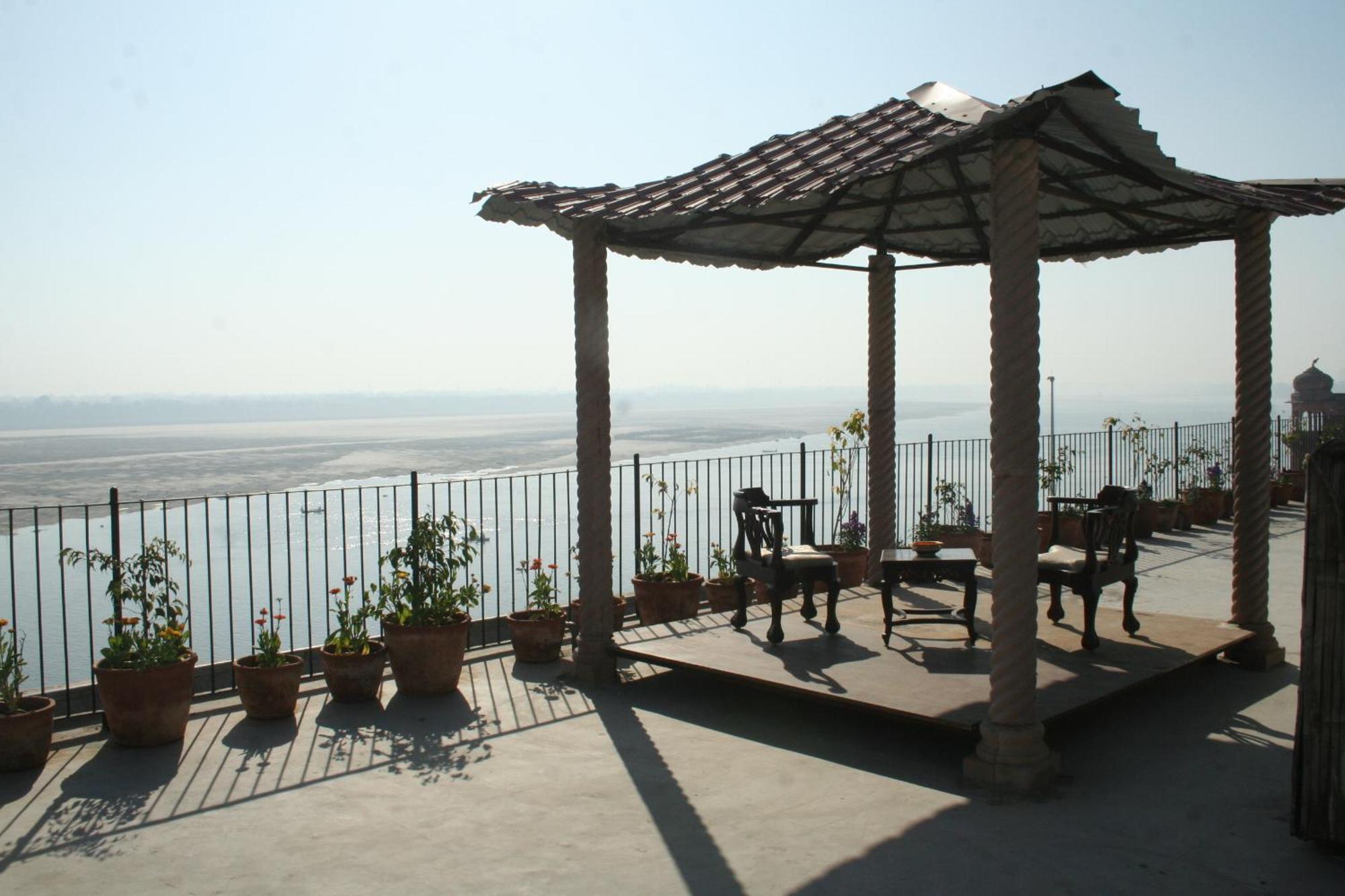 Amritara Suryauday Haveli Hotel Varanasi Exterior foto